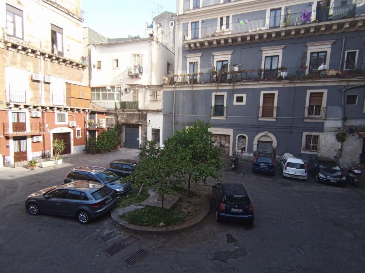 Cortile Pantaleone Holiday Home Catania Exterior photo