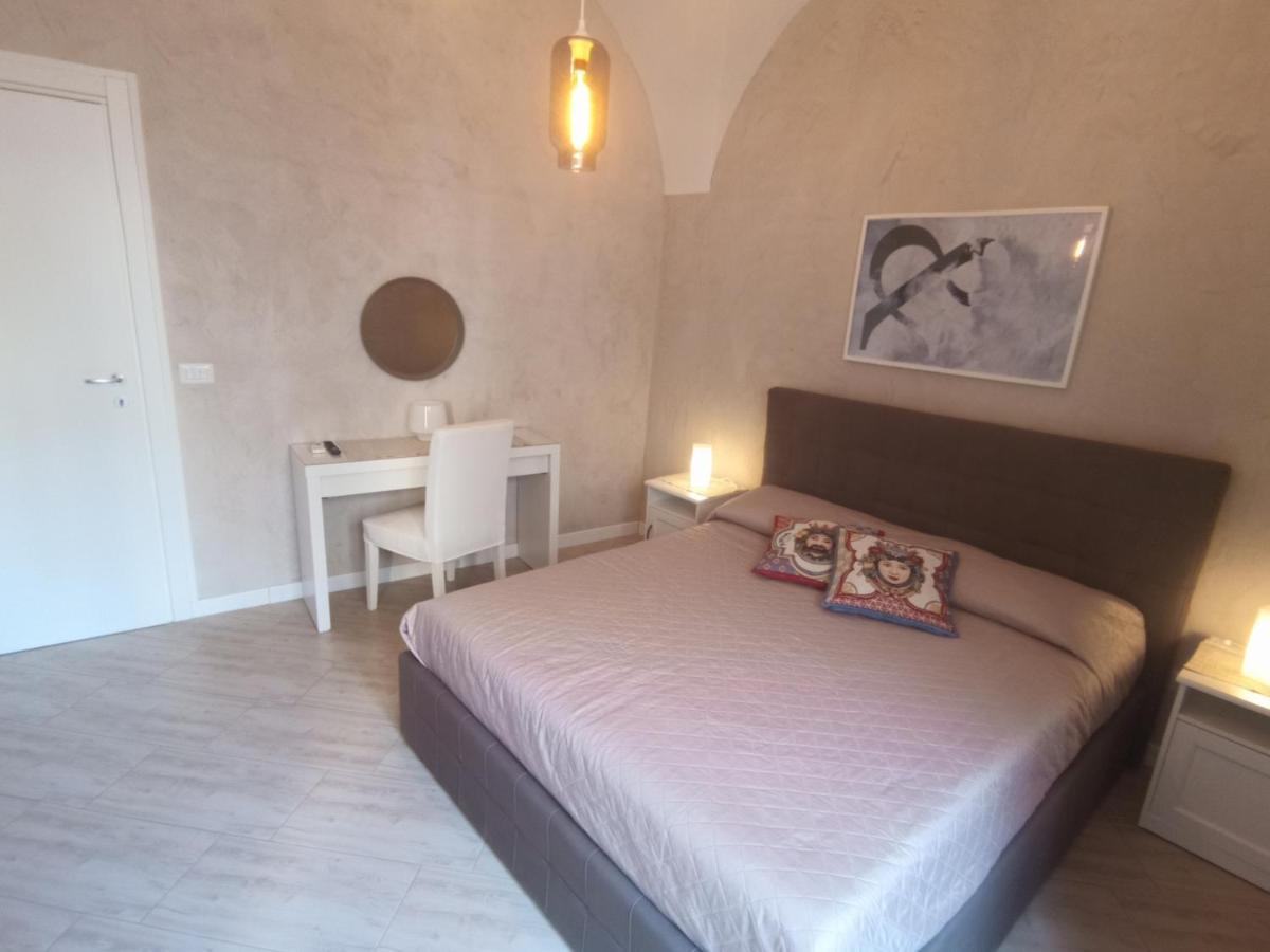 Cortile Pantaleone Holiday Home Catania Exterior photo